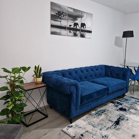 Stylish 2 Bed Home- Short Walk To Tottenham Stadium/Stations Londra Esterno foto