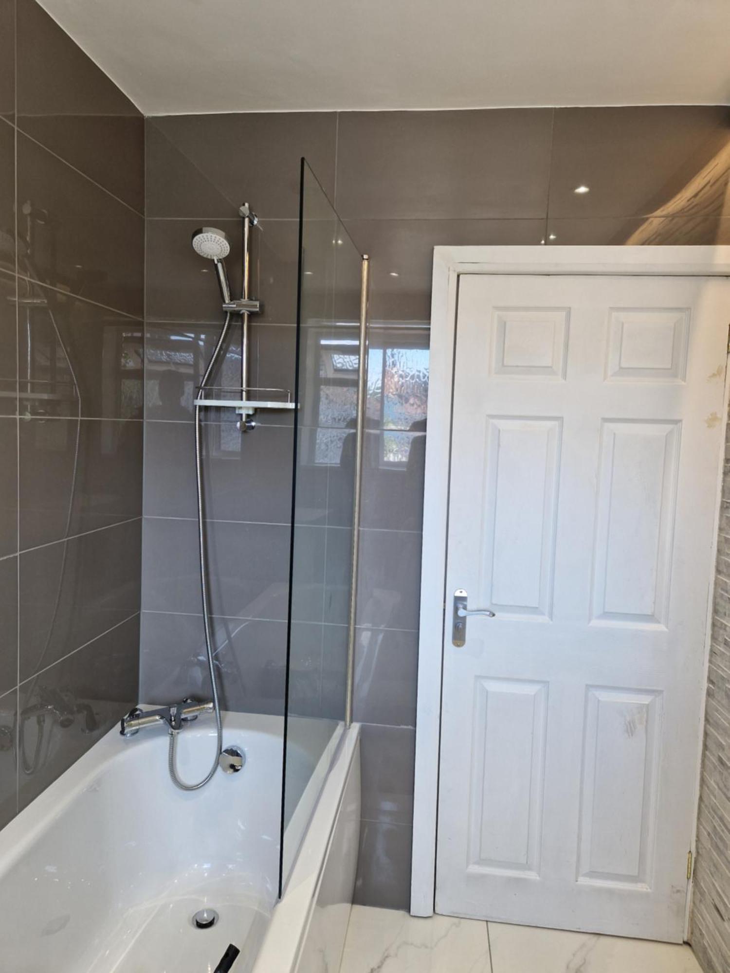 Stylish 2 Bed Home- Short Walk To Tottenham Stadium/Stations Londra Esterno foto